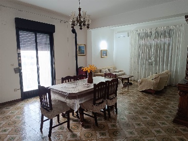Foto Appartamento in Via Tiberio Condello 88, Taurianova Centro di 163 m²