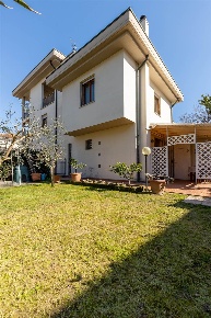 Foto Villa a schiera in Via Donica 11, Santa Croce sull'Arno Centro