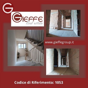 Foto Appartamento a Taurianova Centro di 190 m² in vendita