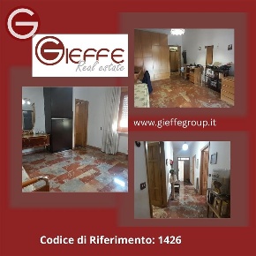 Foto Appartamento a Taurianova Centro di 180 m² con 4 locali in vendita