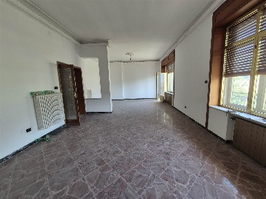 Foto Appartamento in Via Carmine Amato 87, Mercato San Severino di 180 m²