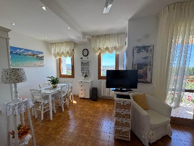 Foto Appartamento in Via Pasubio 33/F, Cecina Cecina Centro di 75 m²