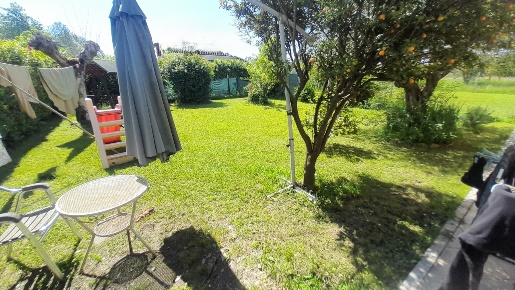Foto Villa unifamiliare in via Elba, Pietrasanta di 80 m² con 4 locali