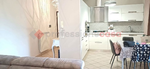 Foto Appartamento in Via Piemonte Ciorani 13, Mercato San Severino Ciorani