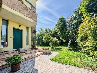 Foto Stanza in Via Scapacchiò, Selvazzano Dentro in vendita