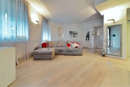 Foto Appartamento in Via Rimembranze 10, Cesano Maderno di 150 m²