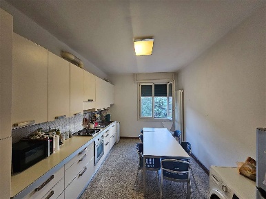 Foto Appartamento in Viale Leopoldo Nobili 17, Reggio nell'Emilia