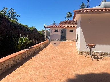 Foto Villa singola in via tersicore, Siracusa Fontane Bianche di 60 m²
