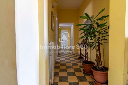 Foto Appartamento in Via R. Misasi 20, Cosenza Centro di 169 m² in vendita