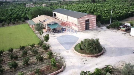 Foto Villa singola in contrada valle dei margi, Grammichele di 500 m²