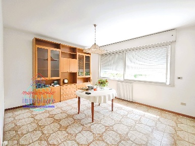Foto Appartamento in VIA TURATI, Calderara di Reno Centro di 119 m²