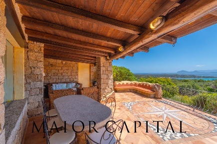 Foto Villa a schiera in Loc. Abbiadori, Arzachena Porto Cervo di 250 m²