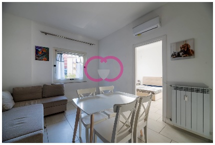 Foto Appartamento in Via Milano, Varazze Centro di 44 m² con 2 locali