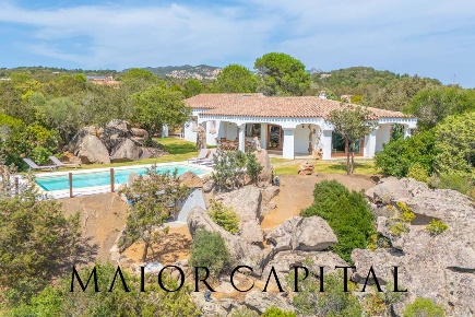 Foto Villa singola in Loc. La Mendula, Arzachena Santa Teresina di 220 m²