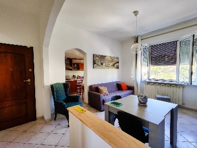 Foto Appartamento in Corso Dante, Cairo Montenotte di 98 m² con 5 locali