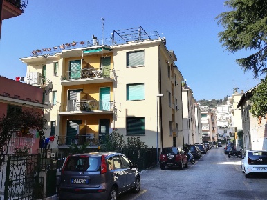 Foto Appartamento in Via Manni, Arenzano Centro di 45 m² con 2 locali