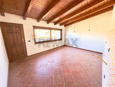 Foto Duplex in Via Benedetto Saputo 12, Terrasini Centro di 61 m²