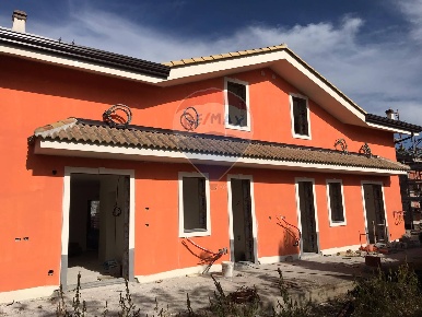 Foto Villa bifamiliare in Corso Marco Polo, Trecastagni in vendita