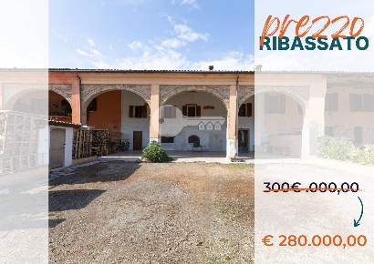 Foto Villa a schiera in VIA CASCINA OLMO, Leno di 300 m² con 4 locali