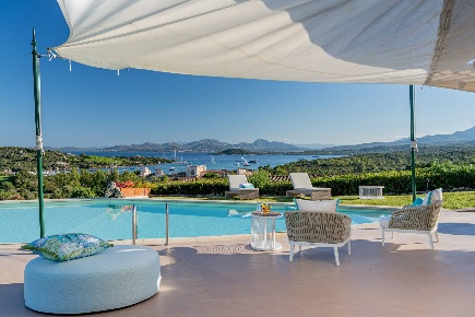 Foto Villa in Cala di Volpe, Arzachena in vendita