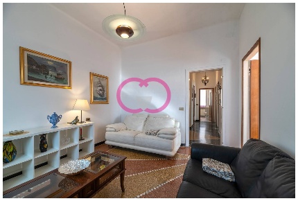 Foto Appartamento in Via Garibaldi, Varazze Centro di 85 m² con 4 locali