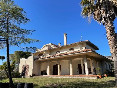 Foto Villa unifamiliare in contrada san donato, Monteprandone di 400 m²