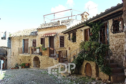 Foto Appartamento in Via del Plebiscito, Palombara Sabina Centro di 83 m²