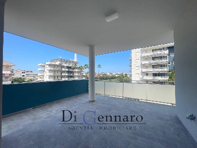 Foto Appartamento in via ennio flaiano, Alba Adriatica Centro di 61 m²