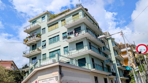 Foto Appartamento in Via Olivette, Arenzano Centro di 95 m² con 3 locali