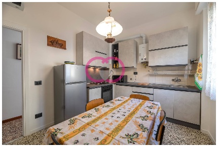 Foto Appartamento in VIA ACCINELLI, Varazze Centro di 85 m² con 5 locali