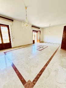 Foto Appartamento in Via CAMPANIA 7, Casteldaccia di 120 m² con 5 locali