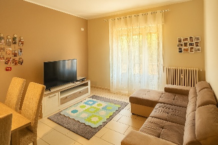 Foto Appartamento in Via Mottarone 1, Arona Centro di 80 m² con 3 locali