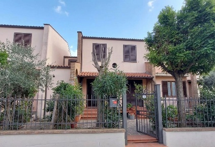 Foto Villa a schiera in Via Giorgio Ambrosoli snc, Amelia Montecampano