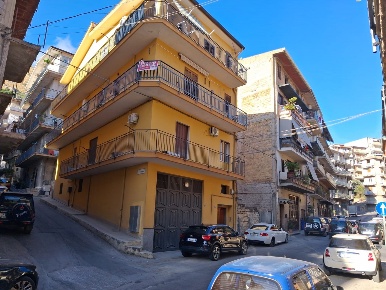 Foto Appartamento in Via Don Pino Puglisi 129, Belmonte Mezzagno di 130 m²
