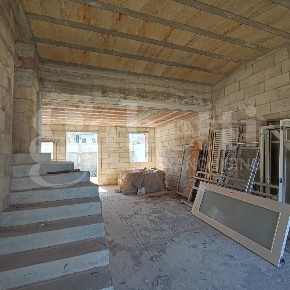 Foto Villa unifamiliare a Ugento Centro di 330 m² con 5 locali in vendita