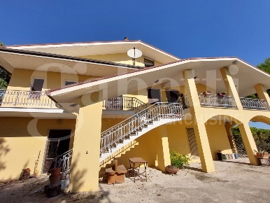 Foto Villa unifamiliare in Via Enzo Ferrari 7, Tortoreto Centro di 230 m²