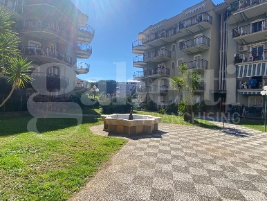 Foto Appartamento in Via pietro mancini 42, Scalea Cotura di 100 m²