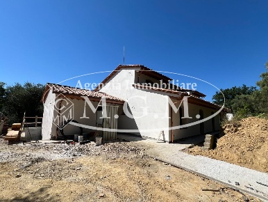 Foto Villa bifamiliare a Montopoli in Val d'Arno di 150 m² con 5 locali