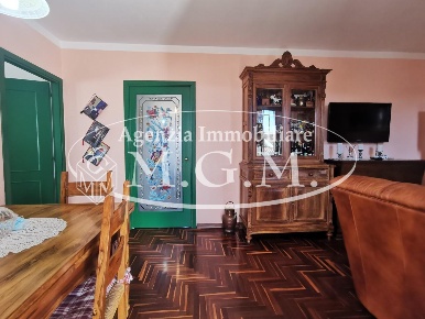 Foto Appartamento a Santa Maria a Monte di 80 m² con 4 locali in vendita