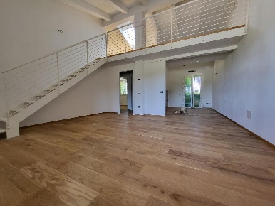 Foto Appartamento a Calcinaia Fornacette di 90 m² con 4 locali in vendita