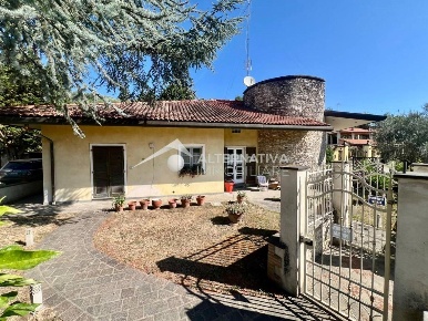 Foto Villa unifamiliare a Casciana Terme Lari Casciana Terme di 180 m²