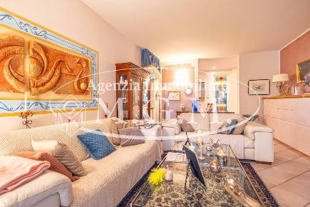Foto Villa unifamiliare a Castelfranco di Sotto Centro di 255 m² in vendita