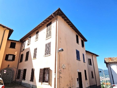 Foto Appartamento in via monte tesoro, Calolziocorte in vendita