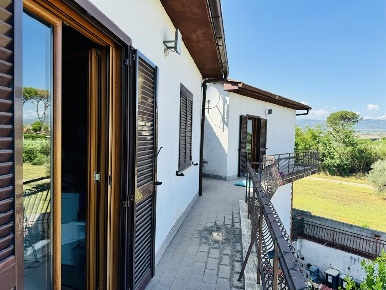 Foto Appartamento in Via Astura, Lanuvio in vendita