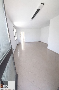 Foto Ufficio in Bachelet, San Giorgio Bigarello di 65 m² con 2 locali