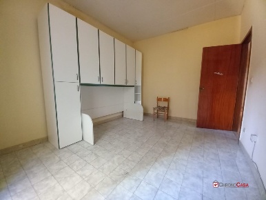 Foto Appartamento in via XX settembre, Patti Centro di 444 m² con 3 locali