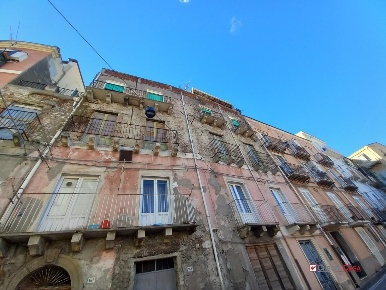 Foto Appartamento in via XX settembre, Patti Centro di 148 m² con 3 locali