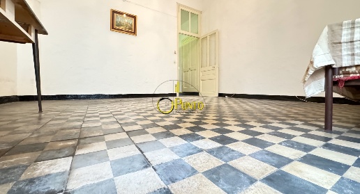 Foto Appartamento in via Ardizzoni, Taggia Centro di 104 m² con 3 locali