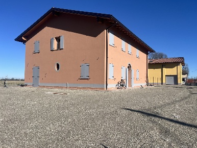 Foto Villa bifamiliare in Via del Papa 1580, Crevalcore di 172 m²