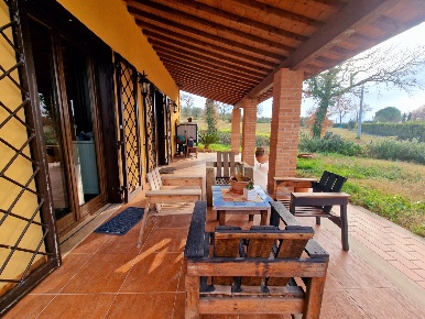 Foto Villa unifamiliare in Strada di Campo Sardella, Amelia di 280 m²